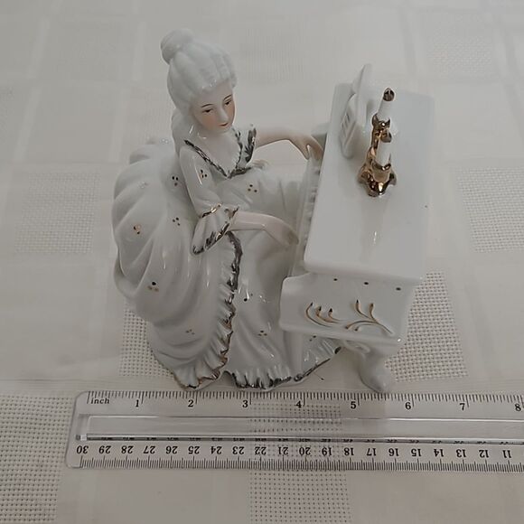 Ceramic Lady Playing Piano Musical Figurine White - Picture 9 of 16